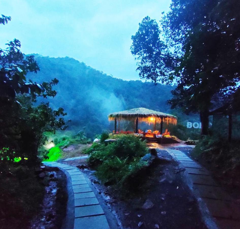 Holistic Stay Eco-Resort & Ayurvedic Retreat Paithalmala Zewnętrze zdjęcie