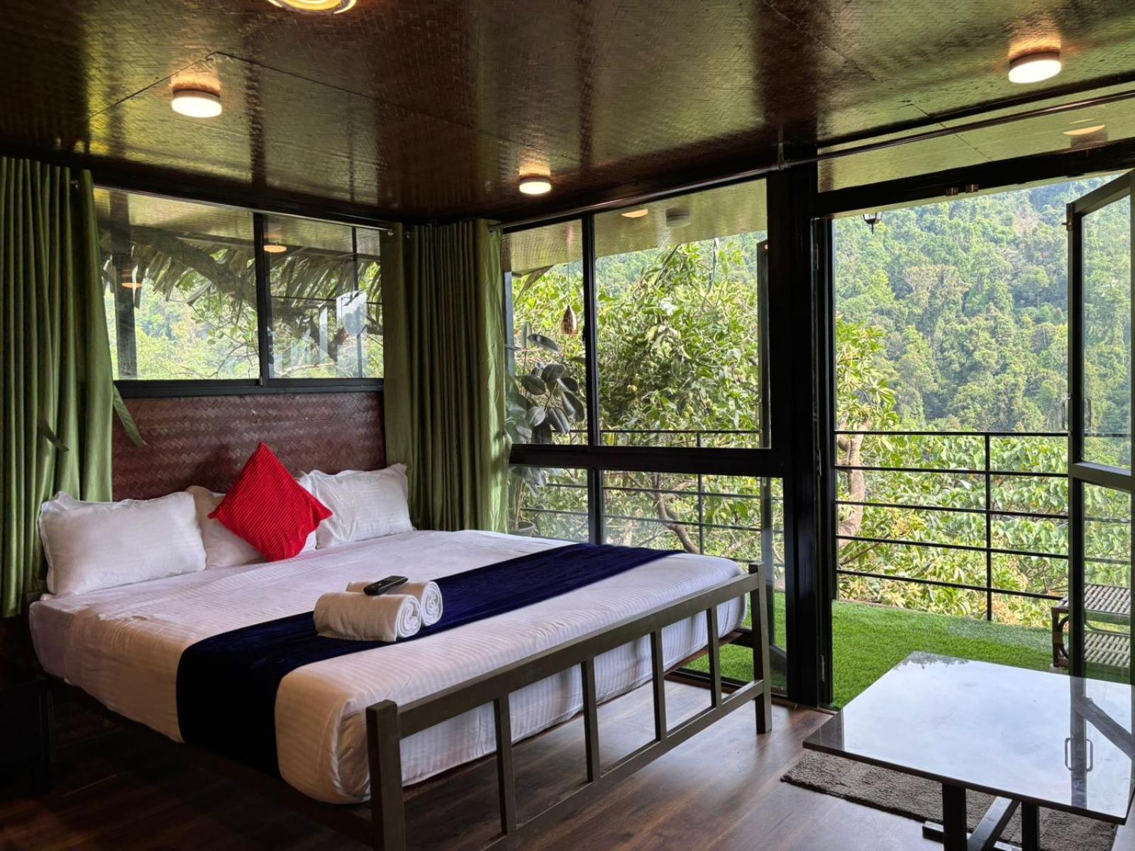 Holistic Stay Eco-Resort & Ayurvedic Retreat Paithalmala Zewnętrze zdjęcie